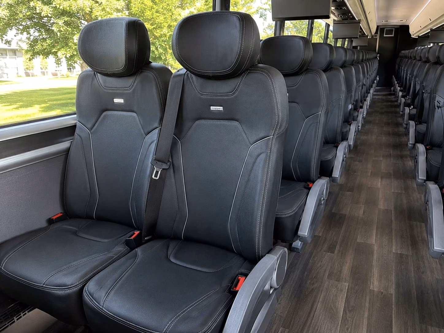 fort myers airport shuttle buses for rsw wedding guests