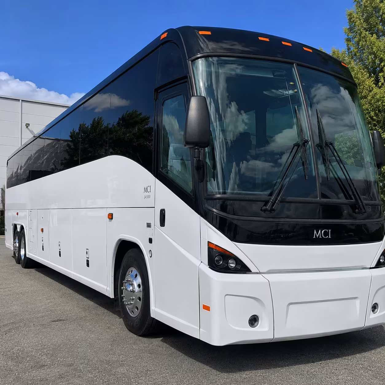 government agency shuttle buses for fort myers facilities