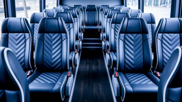 fort myers 18 passenger minibus rental