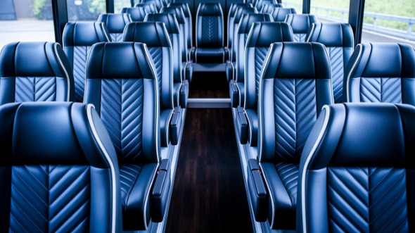 fort myers 30 passenger minibus rental