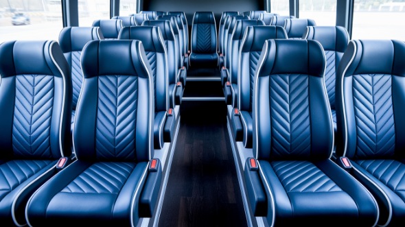 fort myers 35 passenger minibus rental